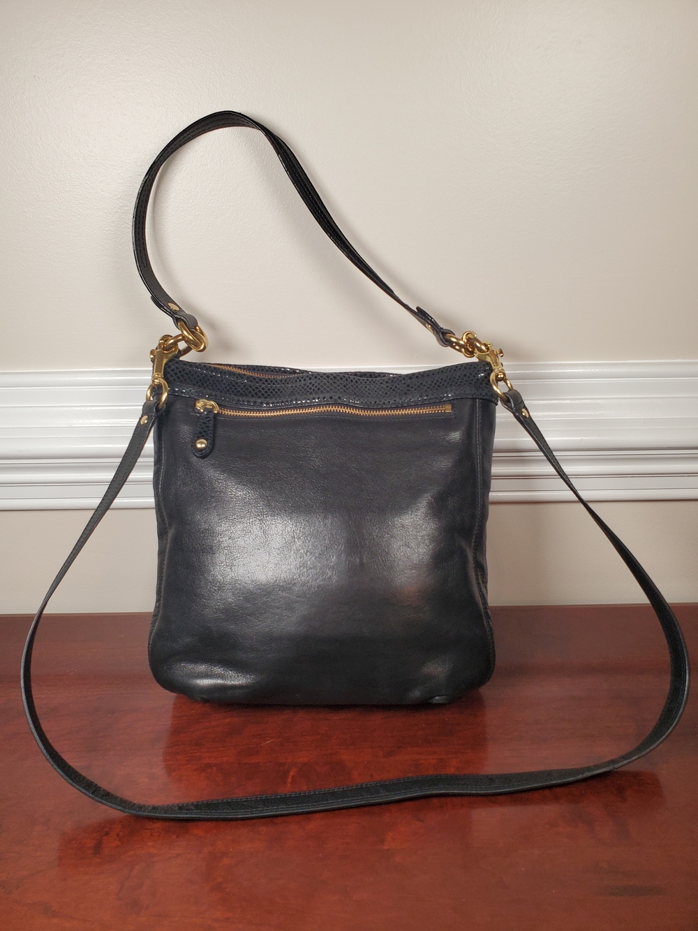 Coach - Ashley - Leather - Hippie Crossbody / Shoulder Bag - Black - F20114 - Picture 7 of 17